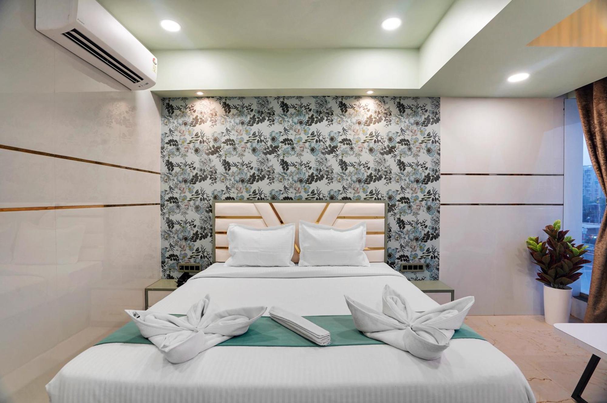 Hotel Regal Heaven